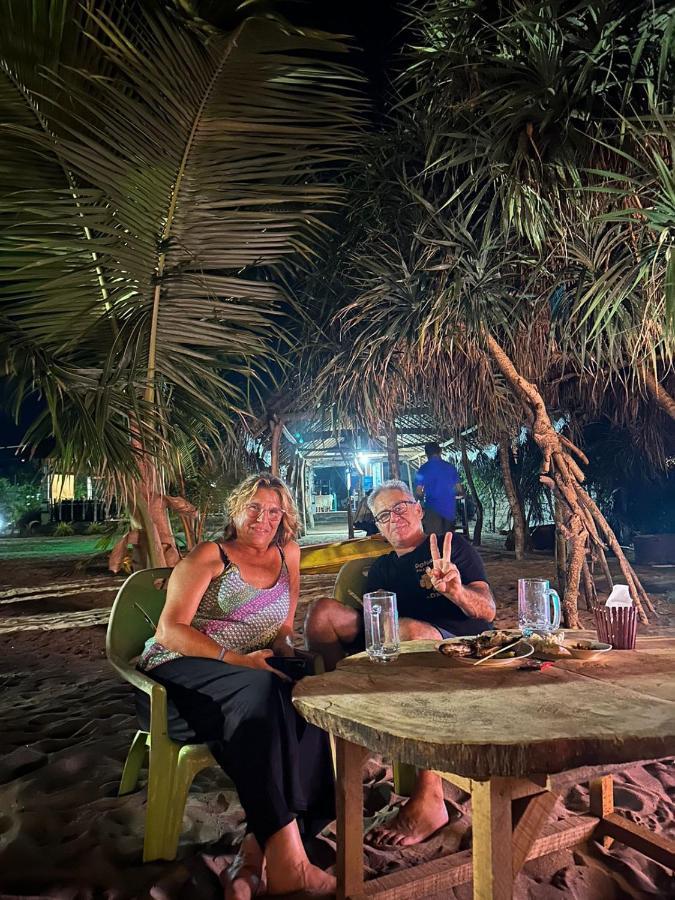 Surfing Beach Nilaveli تريكونامالاي المظهر الخارجي الصورة