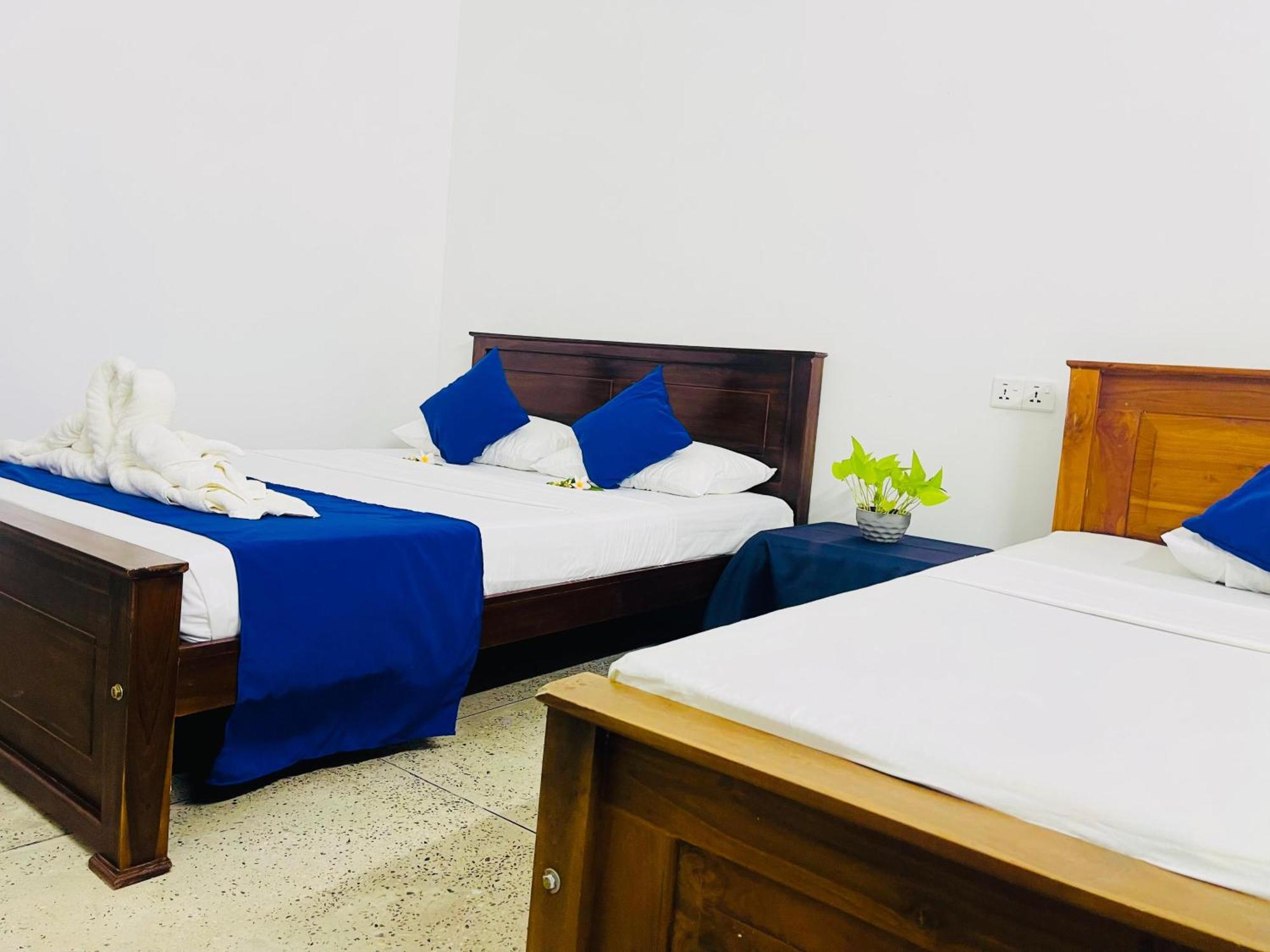 Surfing Beach Nilaveli تريكونامالاي المظهر الخارجي الصورة